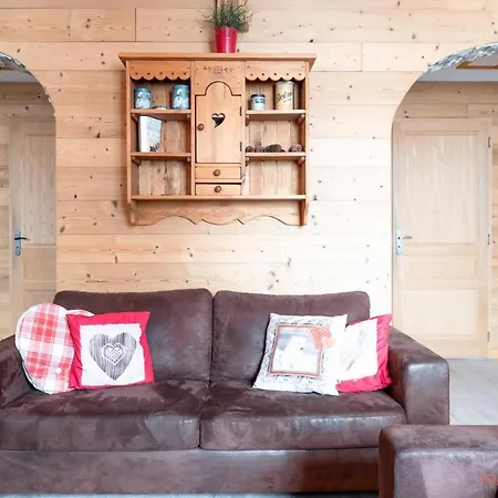 Apartment Martine, Eterlous *
